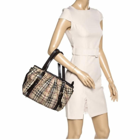 Burberry Lowry Tote Haymarket Check PVC and Leather Bag - Picture 5 of 10